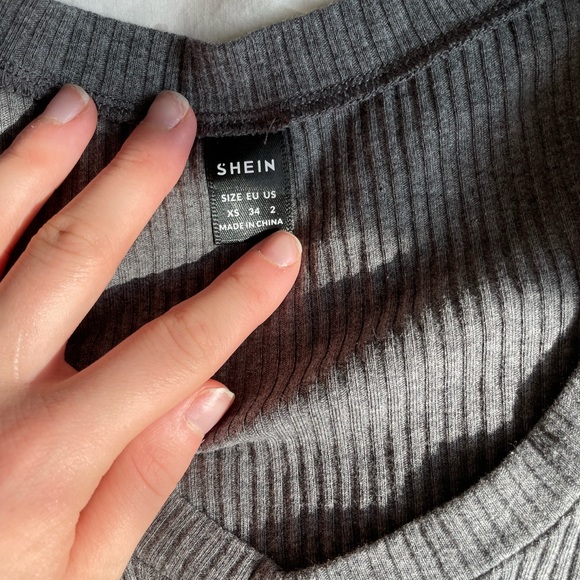 Shein long sleeve top - Picture 2 of 2